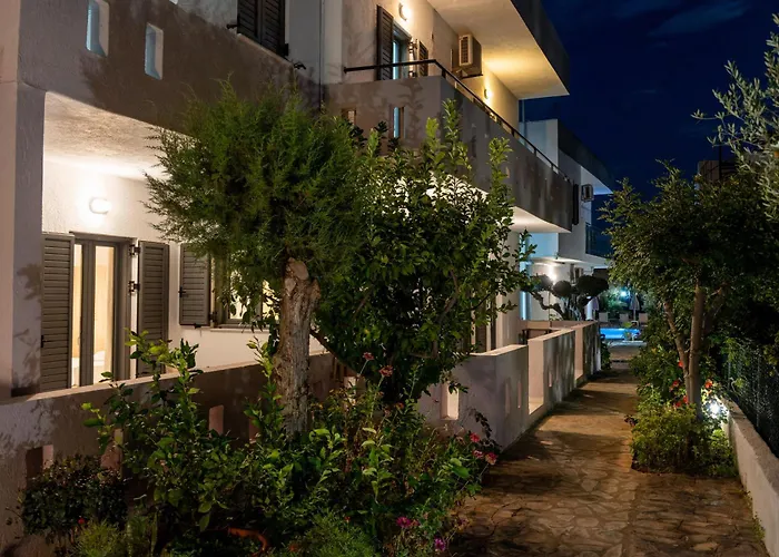 Lena Apartments