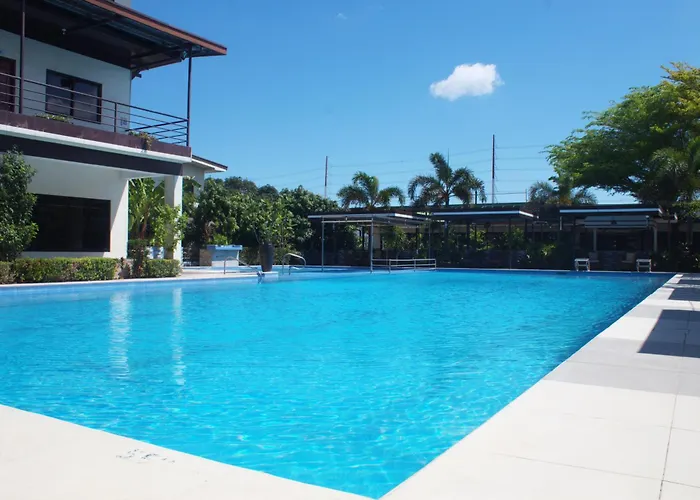 Maclare Resort