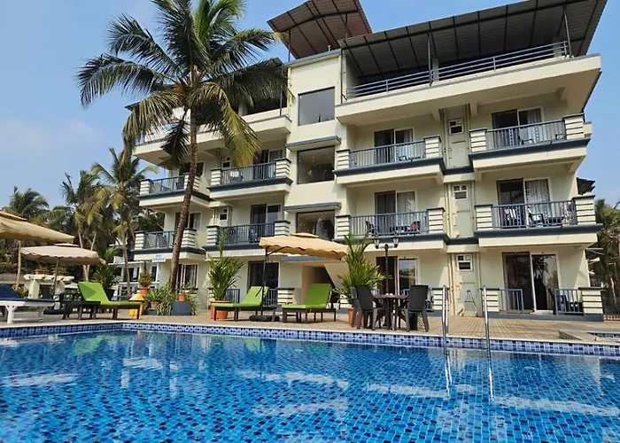 Beach Bliss Apartment Hotel - 7 Minutes Walk To Beach