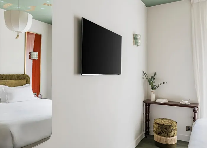 Hotel La Cour Du 6