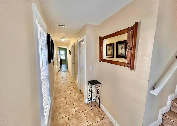 Skinny Mini-Beachfront-3Br