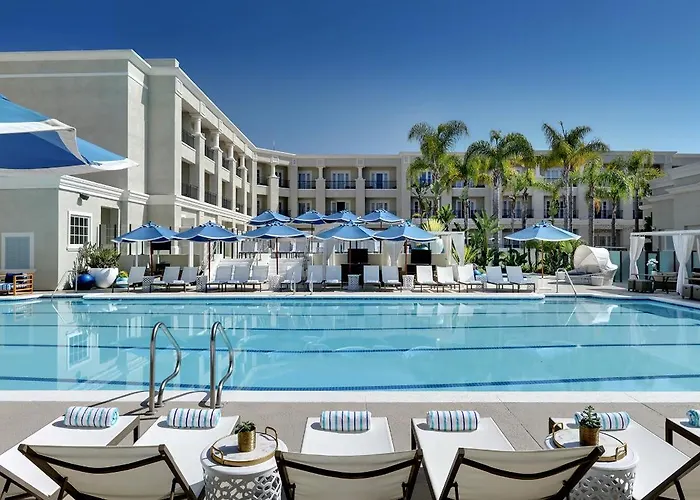 Balboa Bay Resort