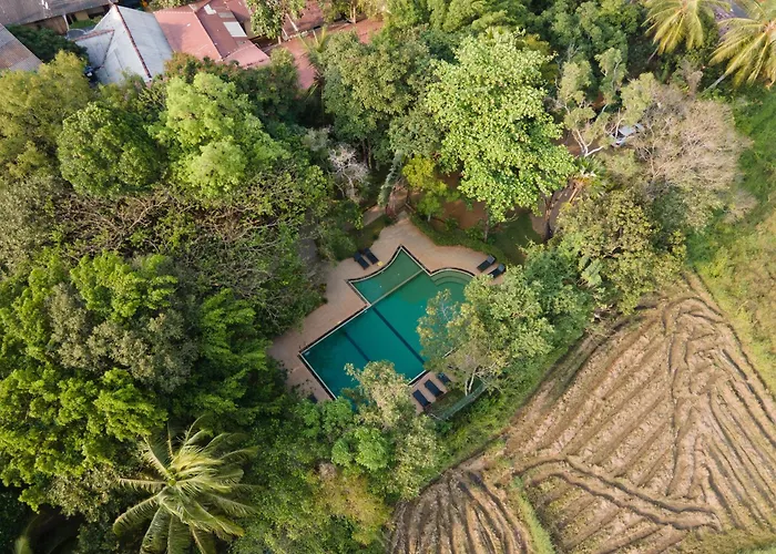 Pelwehera Village Resort
