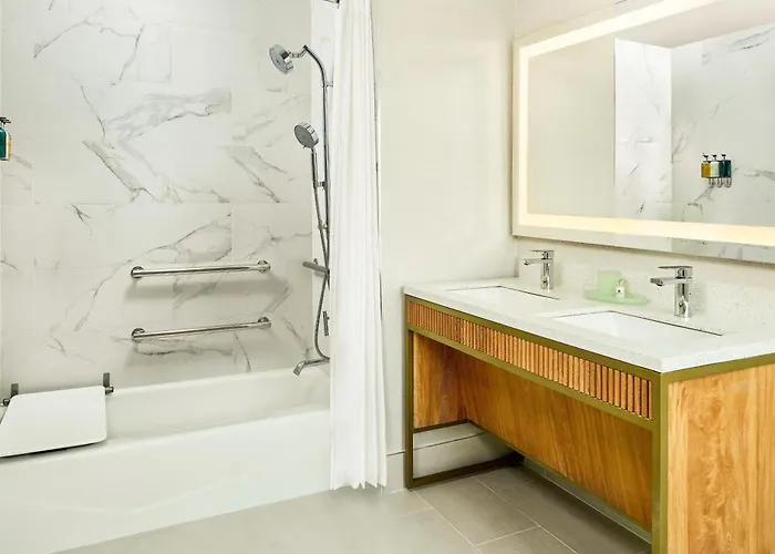 Faro Blanco Resort Marathon Florida Keys, Curio by Hilton