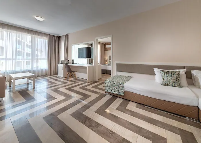 Marina White Sands Beach Hotel