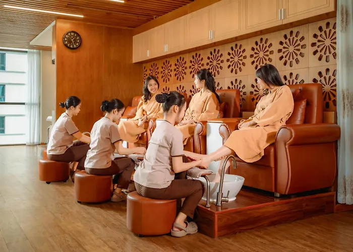 Haian Beach Hotel & Spa
