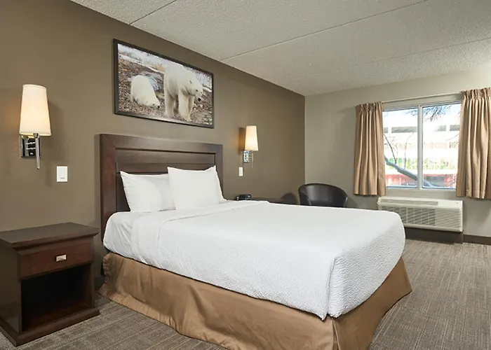 Canad Inns Destination Centre Club Regent Casino Hotel