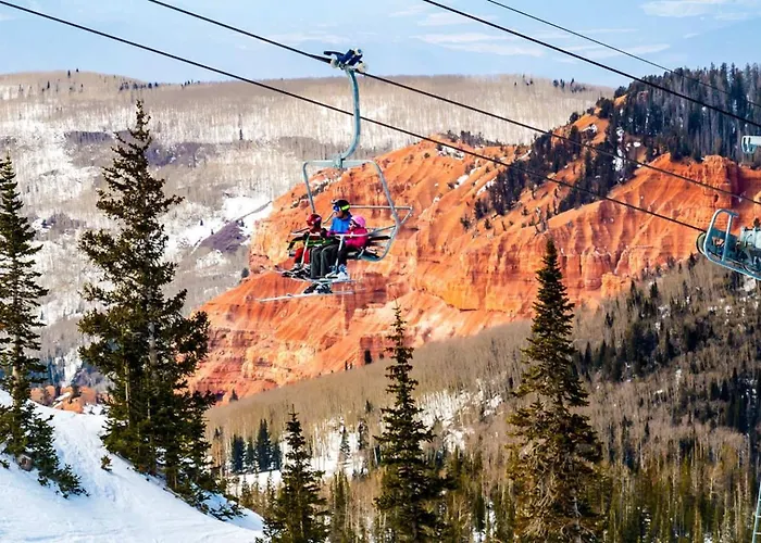 King Bed Condo At Cedar Breaks Lodge