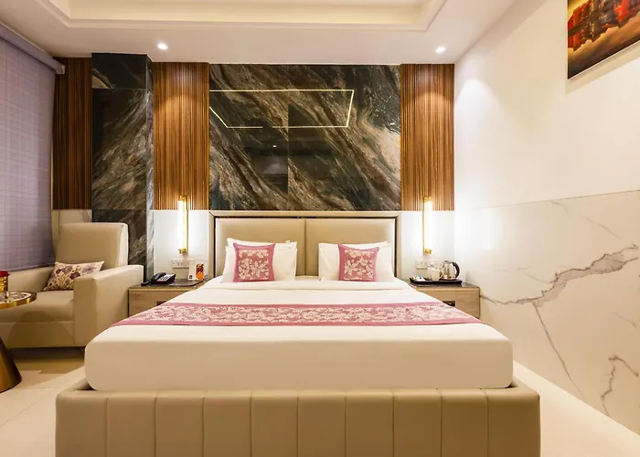 Hotel Transit International- Aerocity Delhi Airport