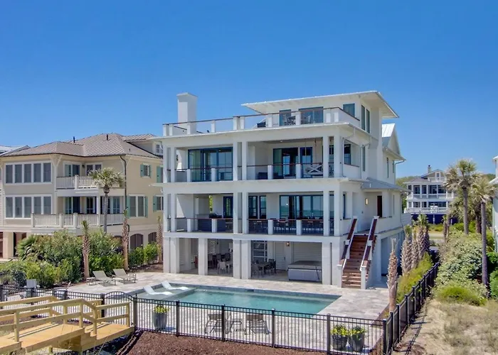 710 Ocean Boulevard By Avantstay
