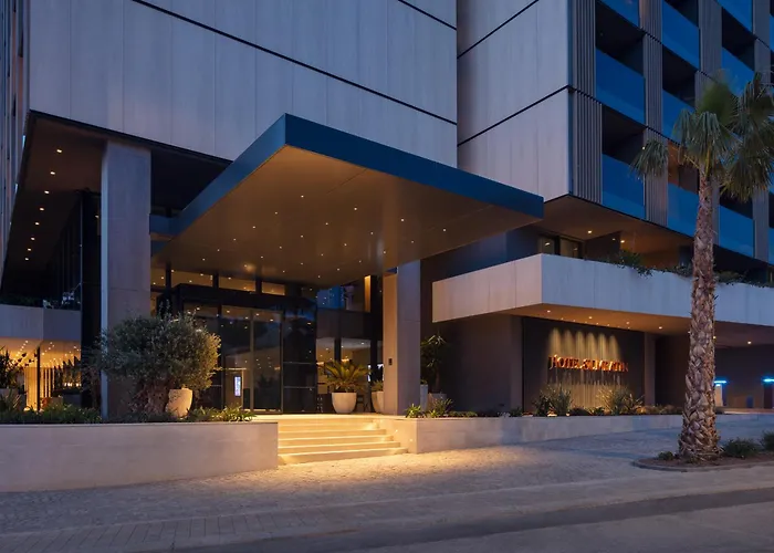 Hotel Sumratin