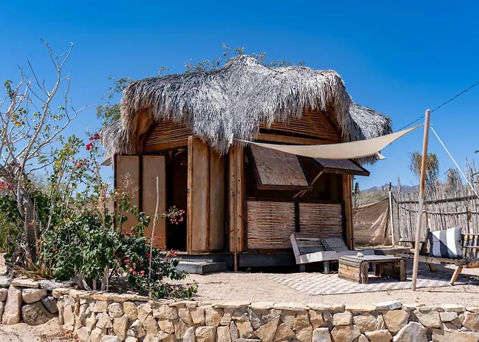 Buenaonda Eco Glamping Spa & Kite Spot