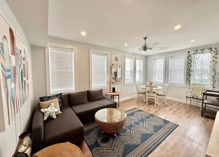 7 Mins Walk To Beach And Boardwalk, Ac, Free Parking