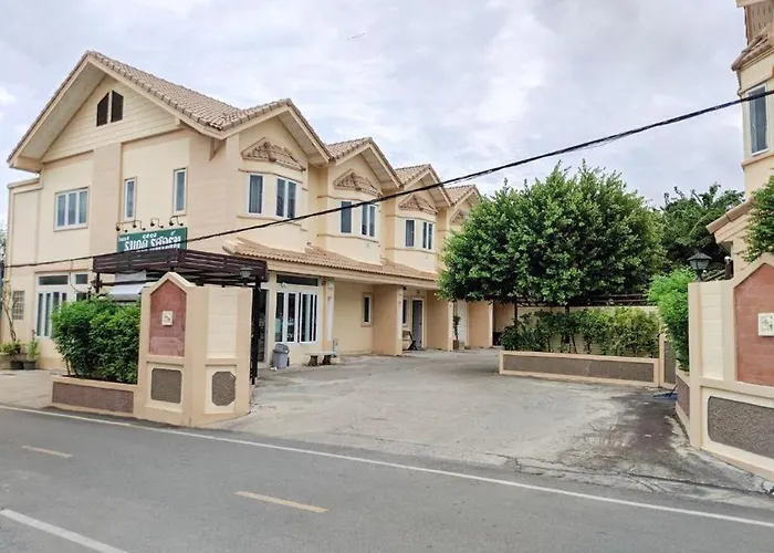 Romruedee Resort