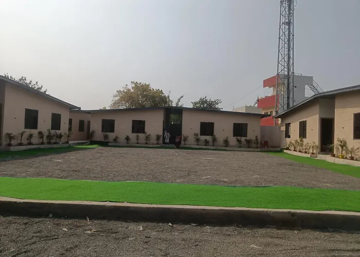 7 Vachan Garden And Resort