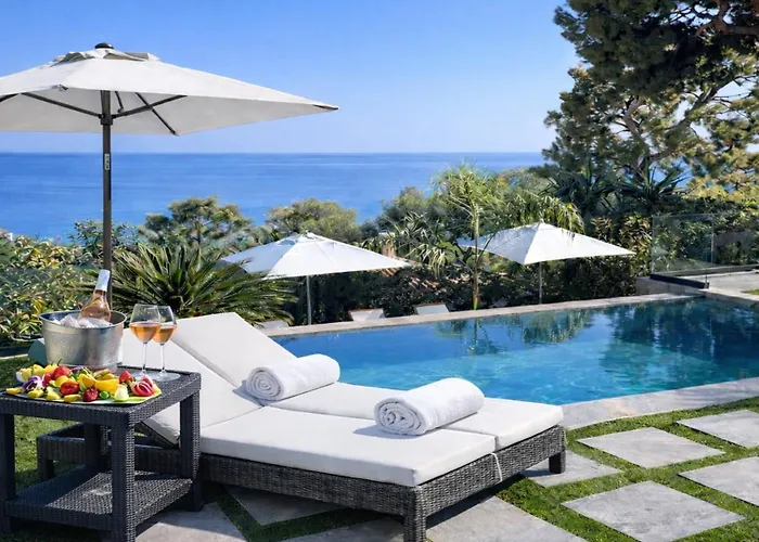 Villa EZE Vue Mer Panoramique à 10 minutes de Monaco