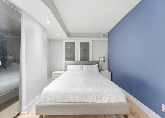 Pantages Private Residence - Spacious 1Bedroom 2Bath - Skyline View