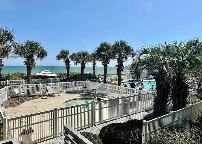 Emerald Isle - Ocean Club, Beach Front Condo