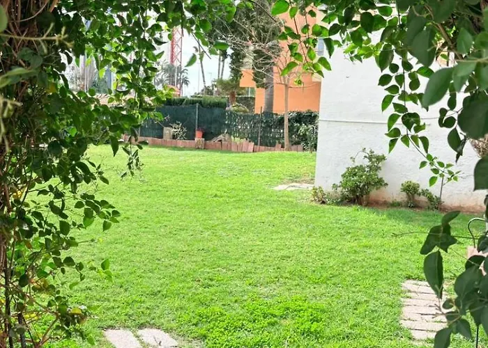 Apartamento con piscina, playa y cerca de Valencia