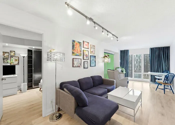 Pantages Private Residence - Spacious 1Bedroom 2Bath - Skyline View