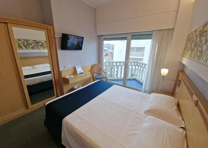 City Hotel