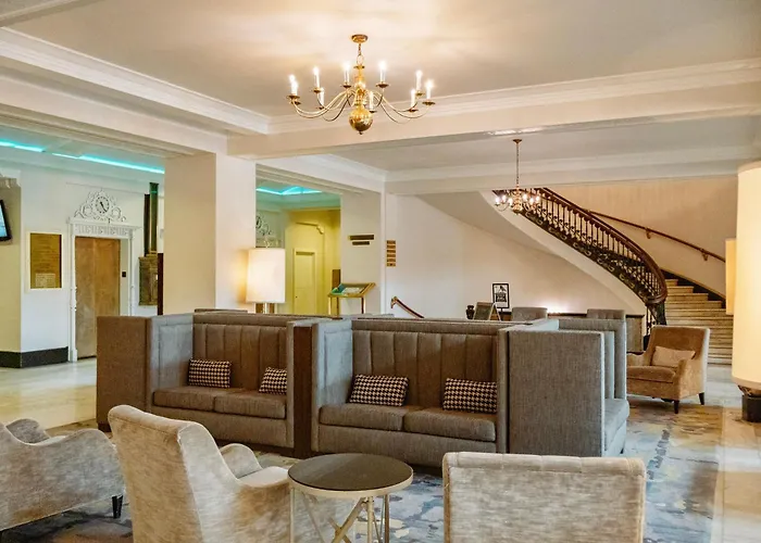 Arlington Resort Hotel & Spa