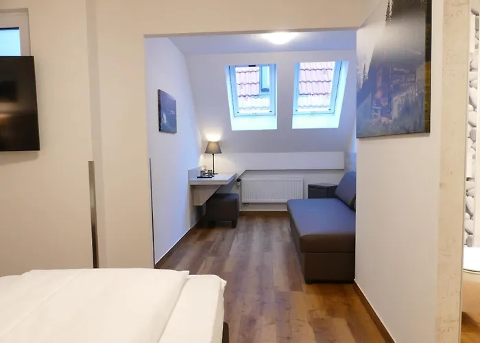 Altstadthotel "Zum Hechten"