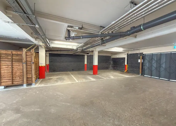 Citrus Hotel Cheltenham By Compass Hospitality