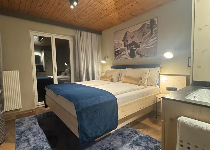 Hotel Alpina