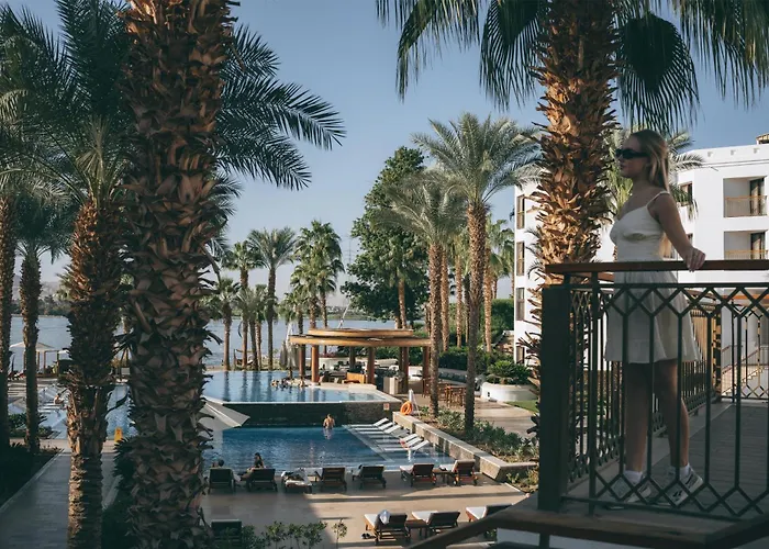 Hilton Luxor Resort & Spa