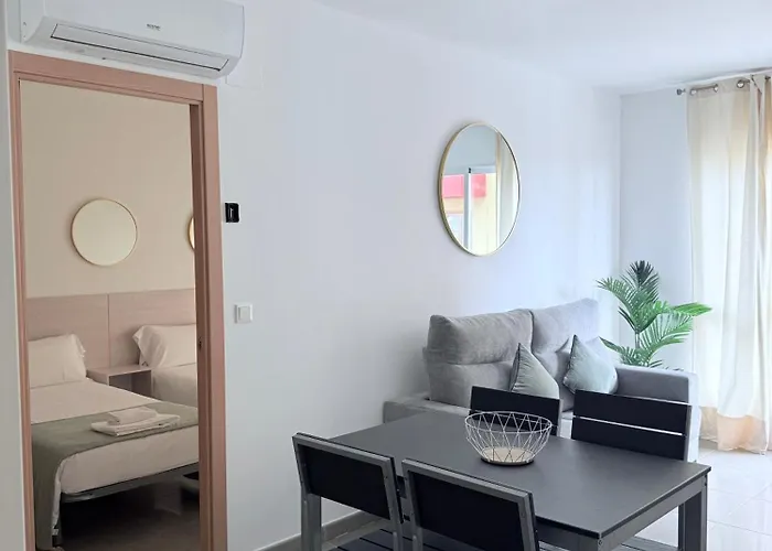 Apartamentos Marina Suites