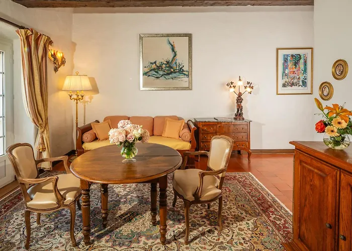 Hotel Le Maquis