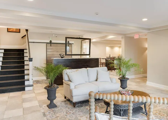 The Port Inn - Port St Joe, An Ascend Collection Hotel