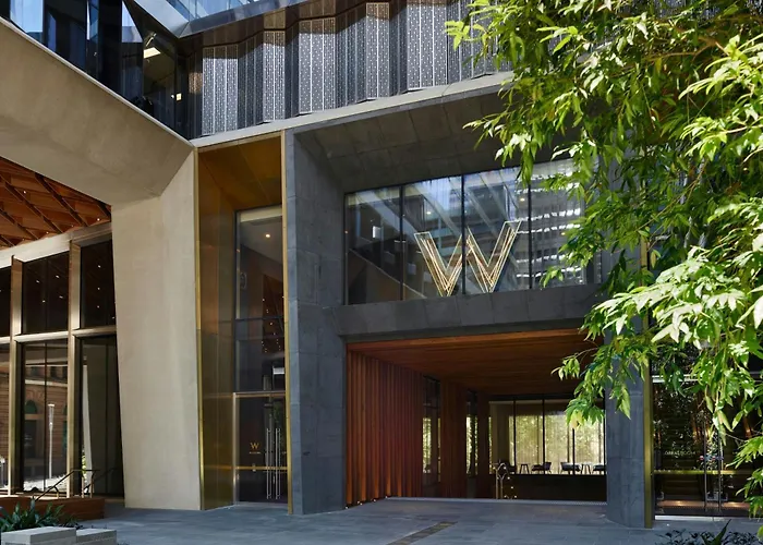 W Melbourne