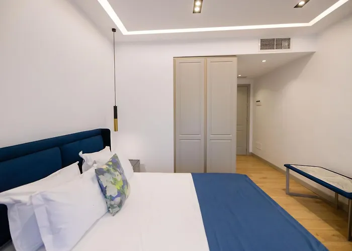 Chimaera Hotel
