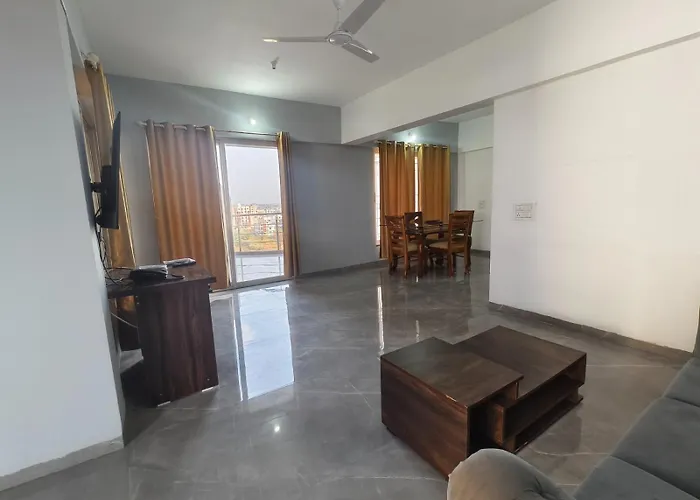 Hotel Vaishnavi Heights, Solapur