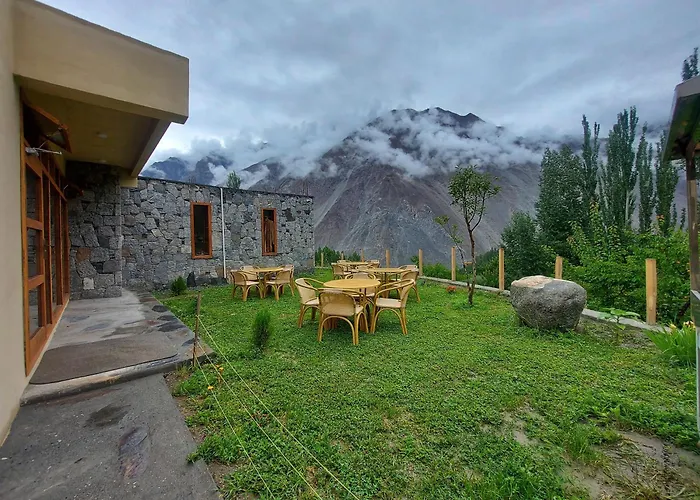 Diwan-E-Hunza Resort