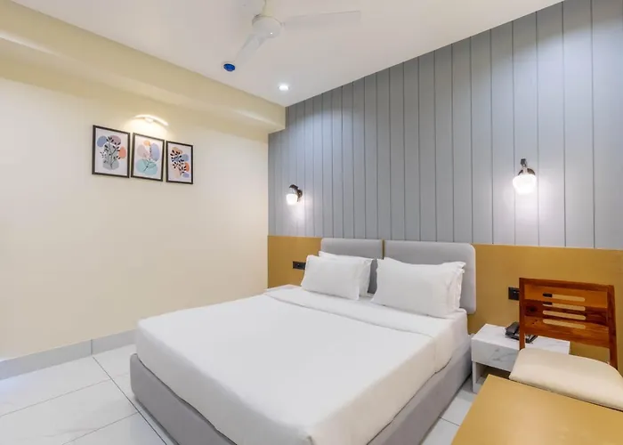 Hotel Monville Akota