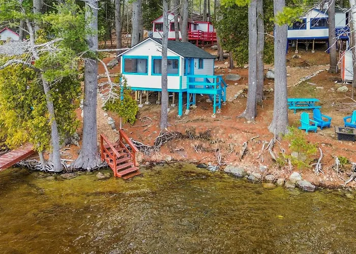 Getogether Pines Lakeside Cabin Resort