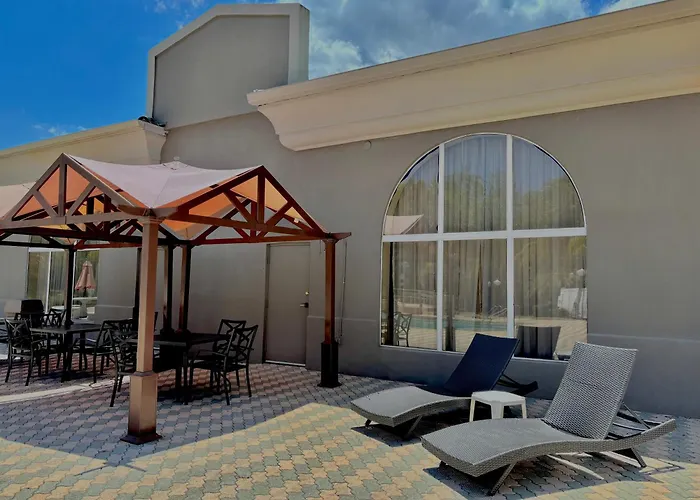 Holiday Inn Express & Suites Cocoa By Ihg