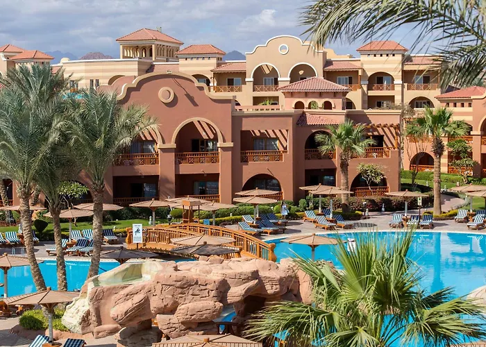 Charmillion Gardens Aquapark