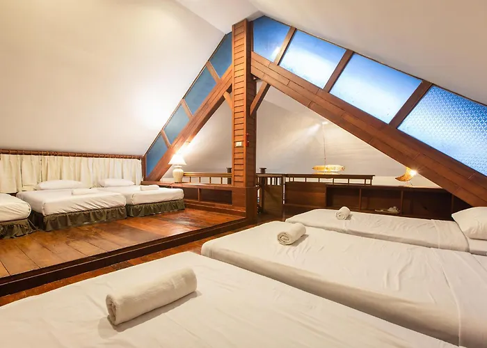 โรงแรมเขาใหญ่ฟ้าใส Khaoyai Fahsai Hotel