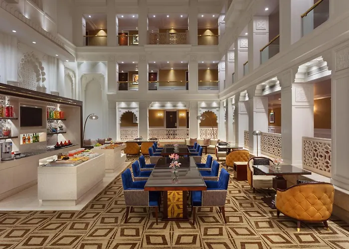 Sheraton Grand Pune Bund Garden Hotel
