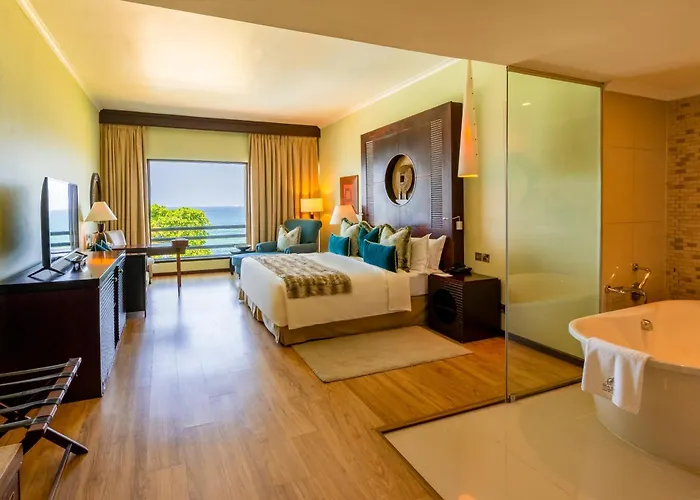 Sea Cliff Hotel