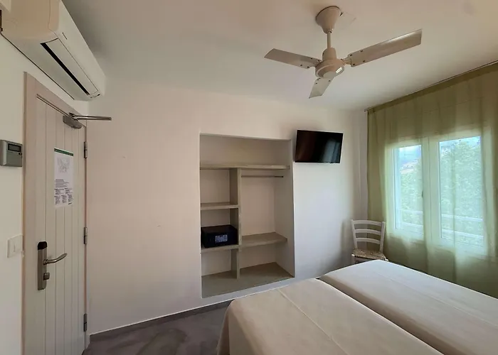 Hostal Rom Familiar