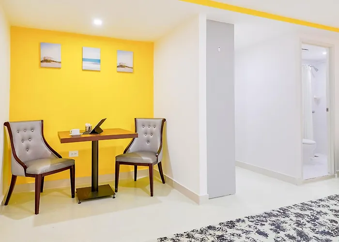 Malecon Premium Rooms & Hotel