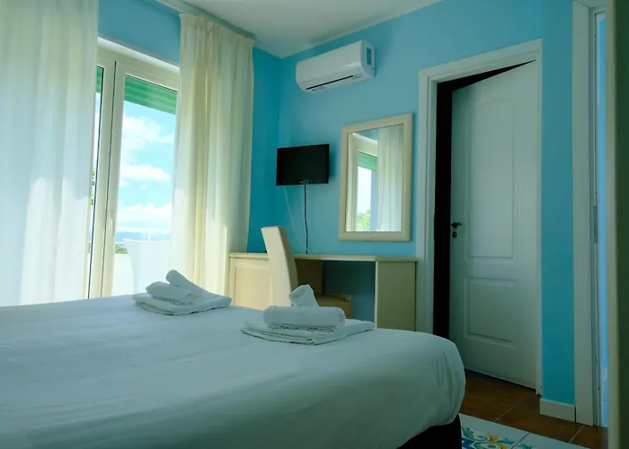 Medea Beach Resort - Cultural Stay Near Amalfi Coast & Paestum