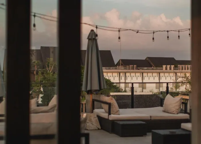 Surf Motel Bali