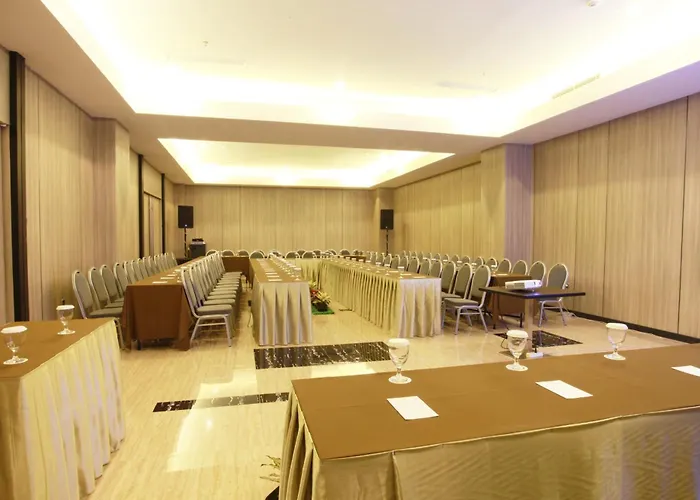 Grand Karlita Hotel Purwokerto