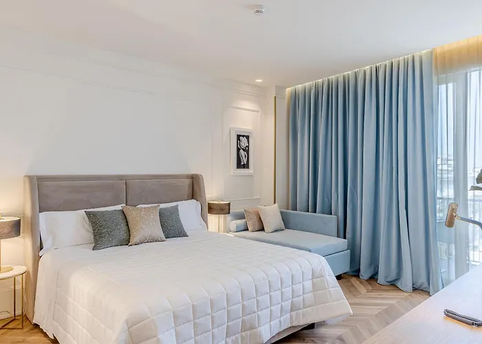 Hotel Abner'S